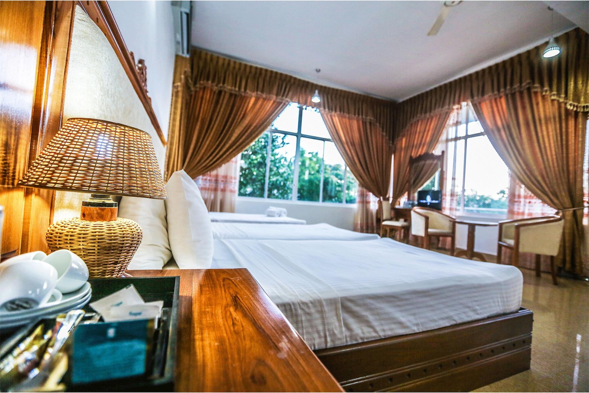Hotel Sudu Araliya Polonnaruwa Bagian luar foto