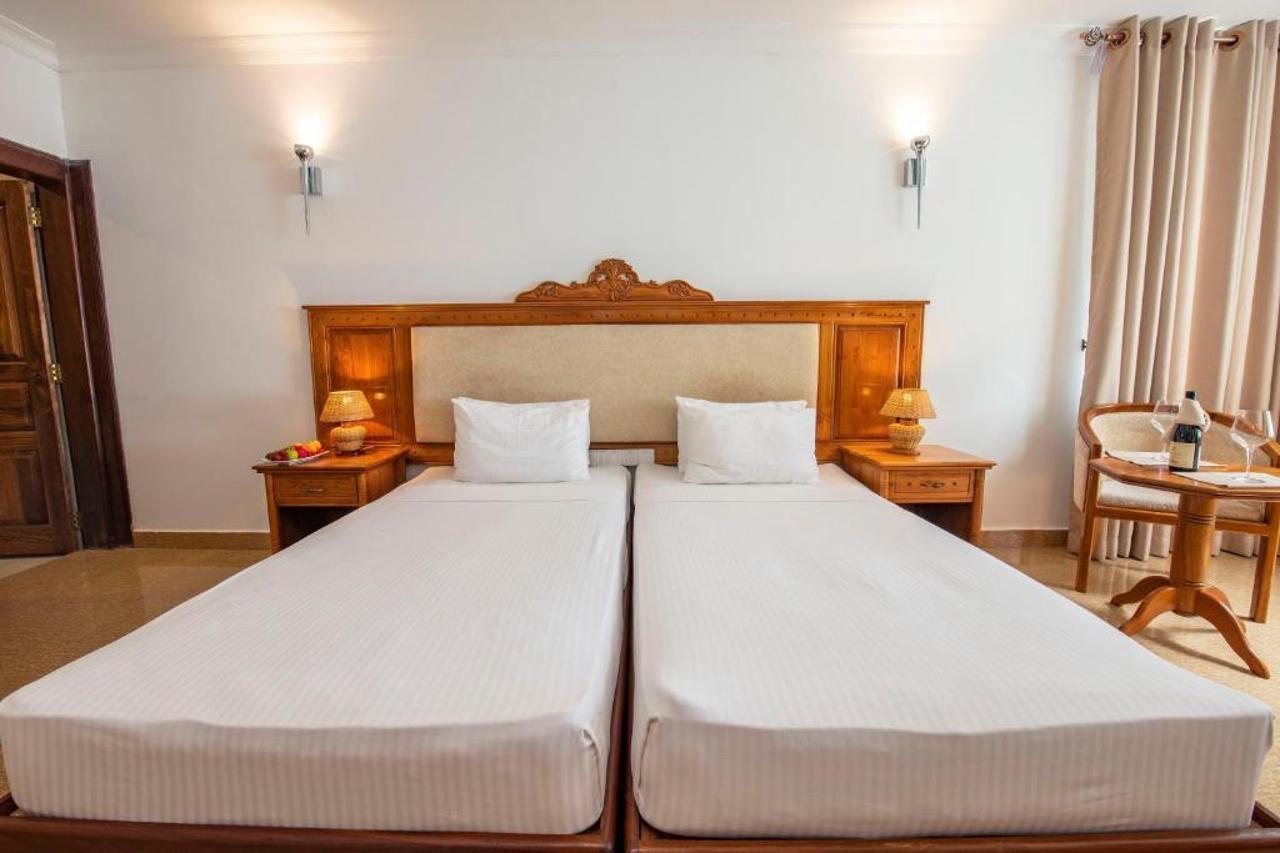 Hotel Sudu Araliya Polonnaruwa Bagian luar foto
