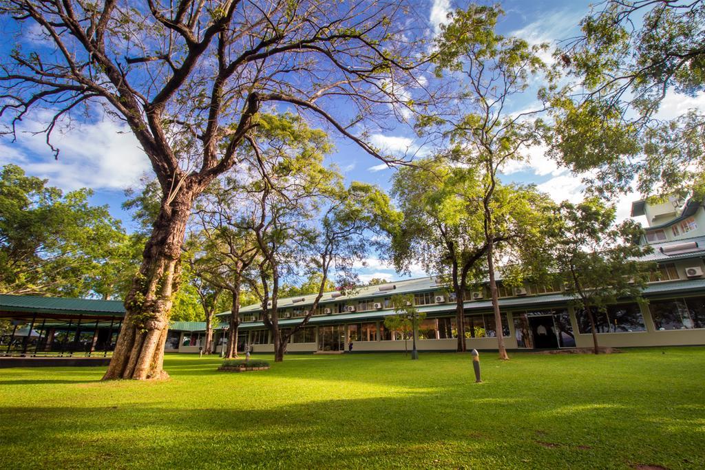 Hotel Sudu Araliya Polonnaruwa Bagian luar foto