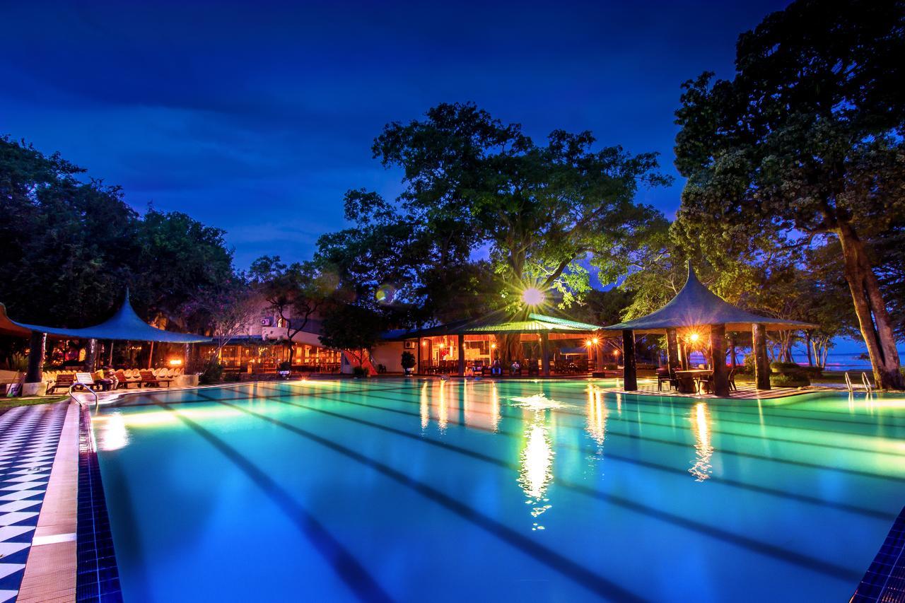 Hotel Sudu Araliya Polonnaruwa Bagian luar foto