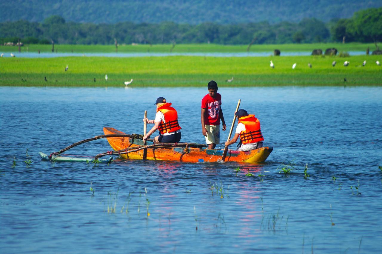 Hotel Sudu Araliya Polonnaruwa Bagian luar foto