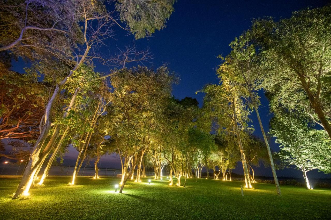 Hotel Sudu Araliya Polonnaruwa Bagian luar foto