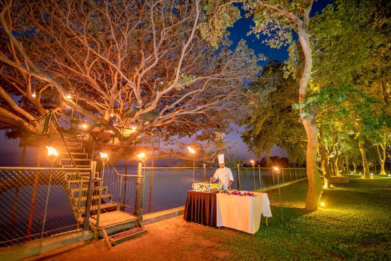 Hotel Sudu Araliya Polonnaruwa Bagian luar foto